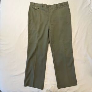 Lands’ End Men’s 42 NO IRON TWILL Flat front Olive Khaki trousers pants chinos
